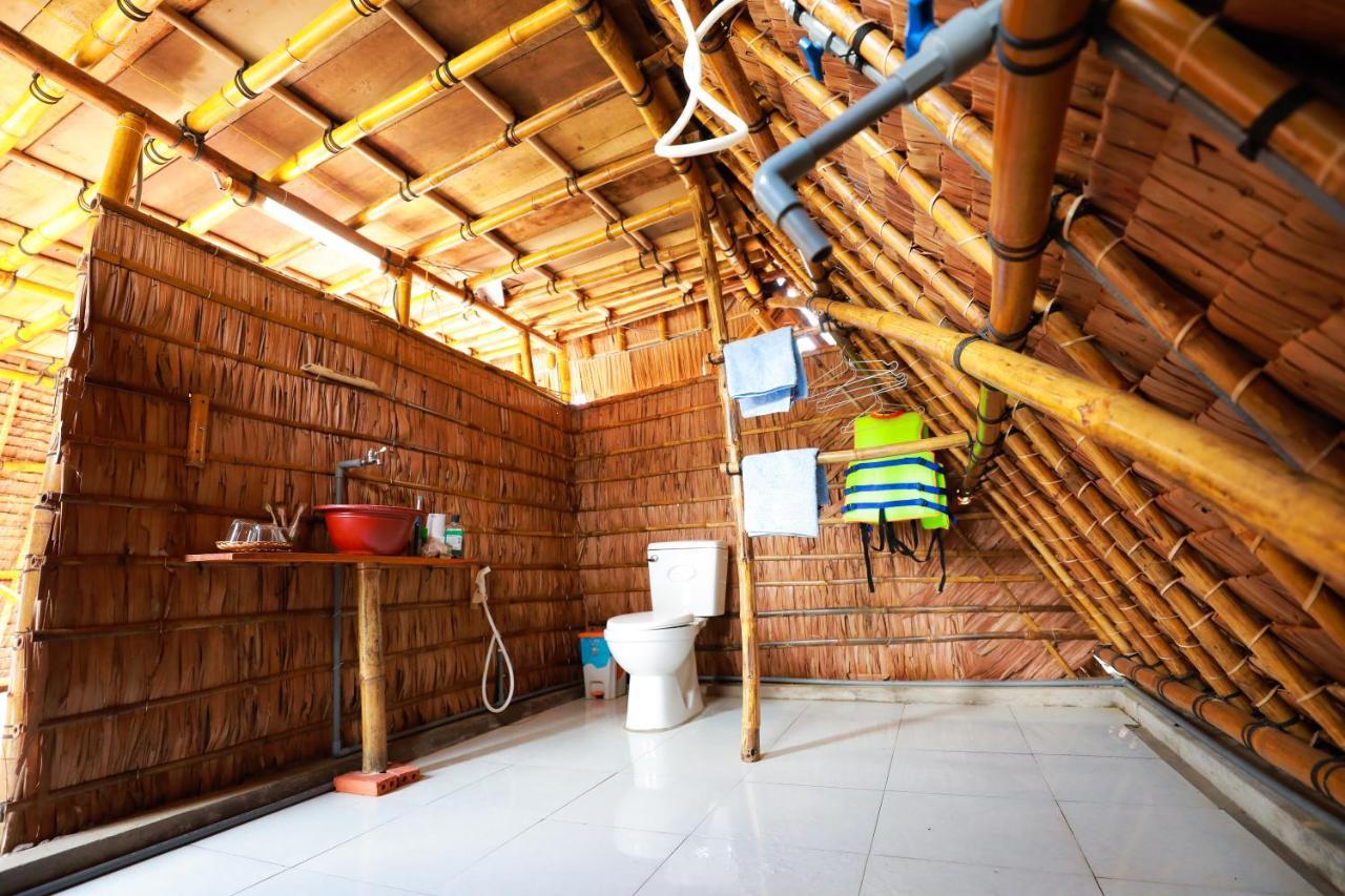 Maison En Bambou Phong-Le Vent Sa Dec Exterior foto